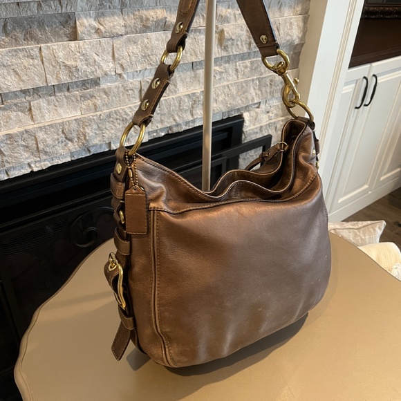 Vintage Coach Zoe Purse Shoulder Bag with Dustbag - Picture 7 of 16